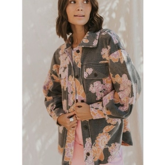 Free People Floral Printed Ruby Shacket – Charcoal Combo floral Sz M 1959 - Picture 1 of 14